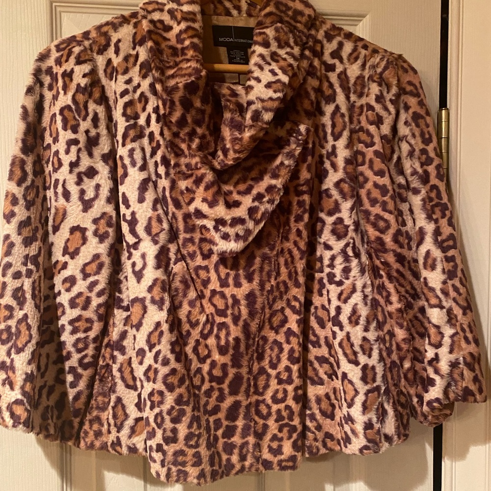 Moda International/Victorias Secret leopard Print Jacket